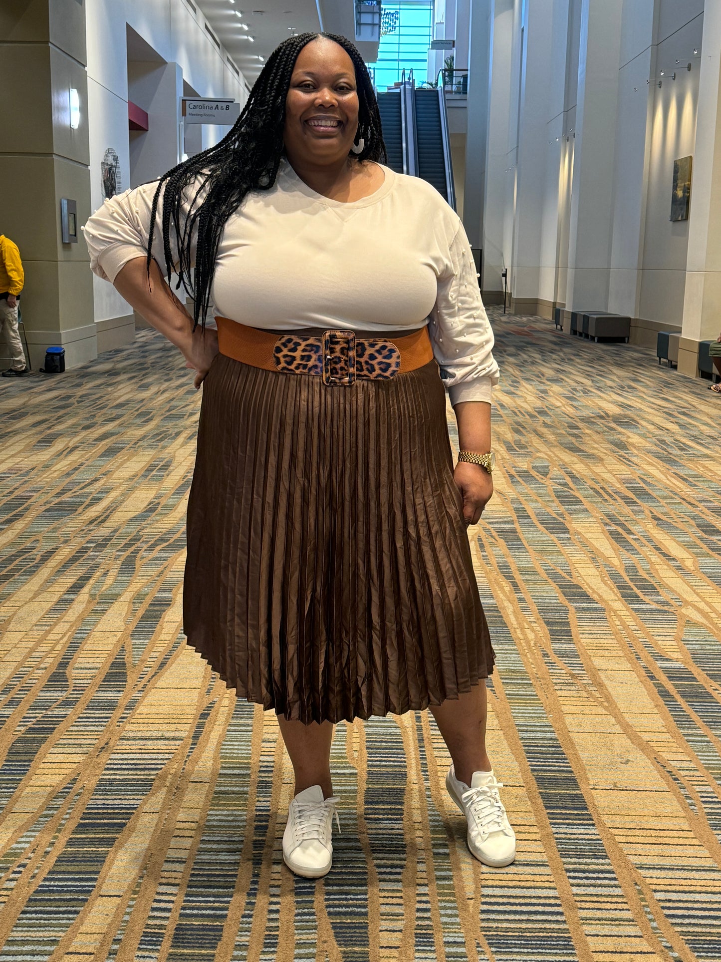 BROWN PLEATED SKIRT